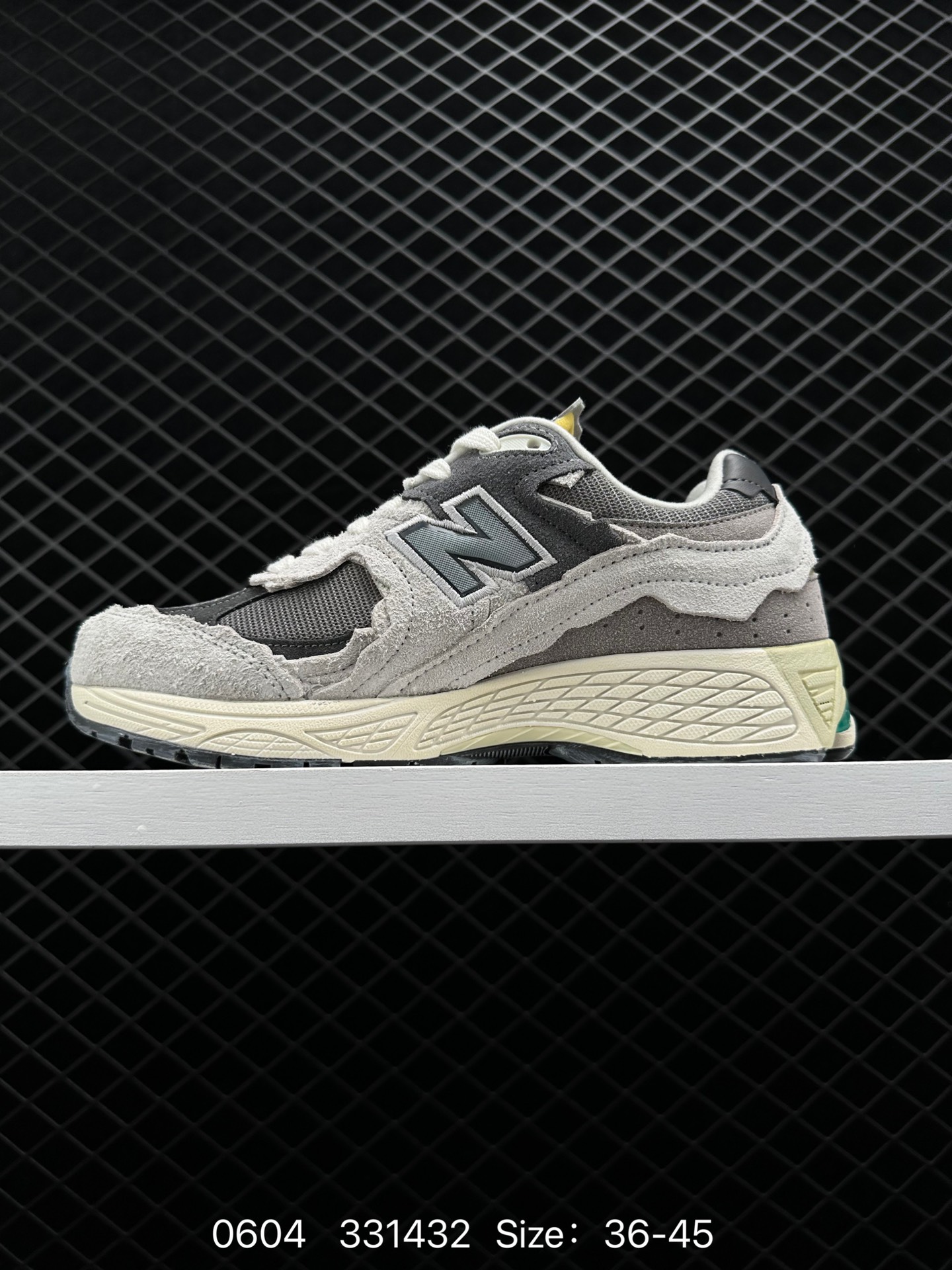 New Balance 2002R Protection Pack